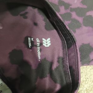 All in motion medium leggings